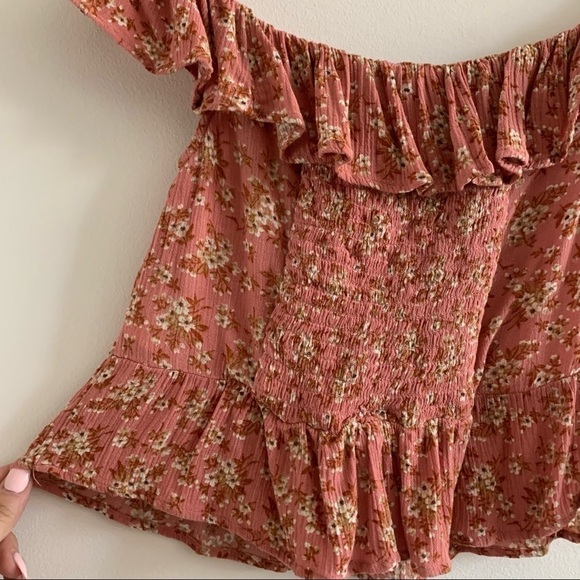American EAGLE Floral Ditsy Off Shoulder Button Summer Top Ruffle Neckline - Picture 7 of 11